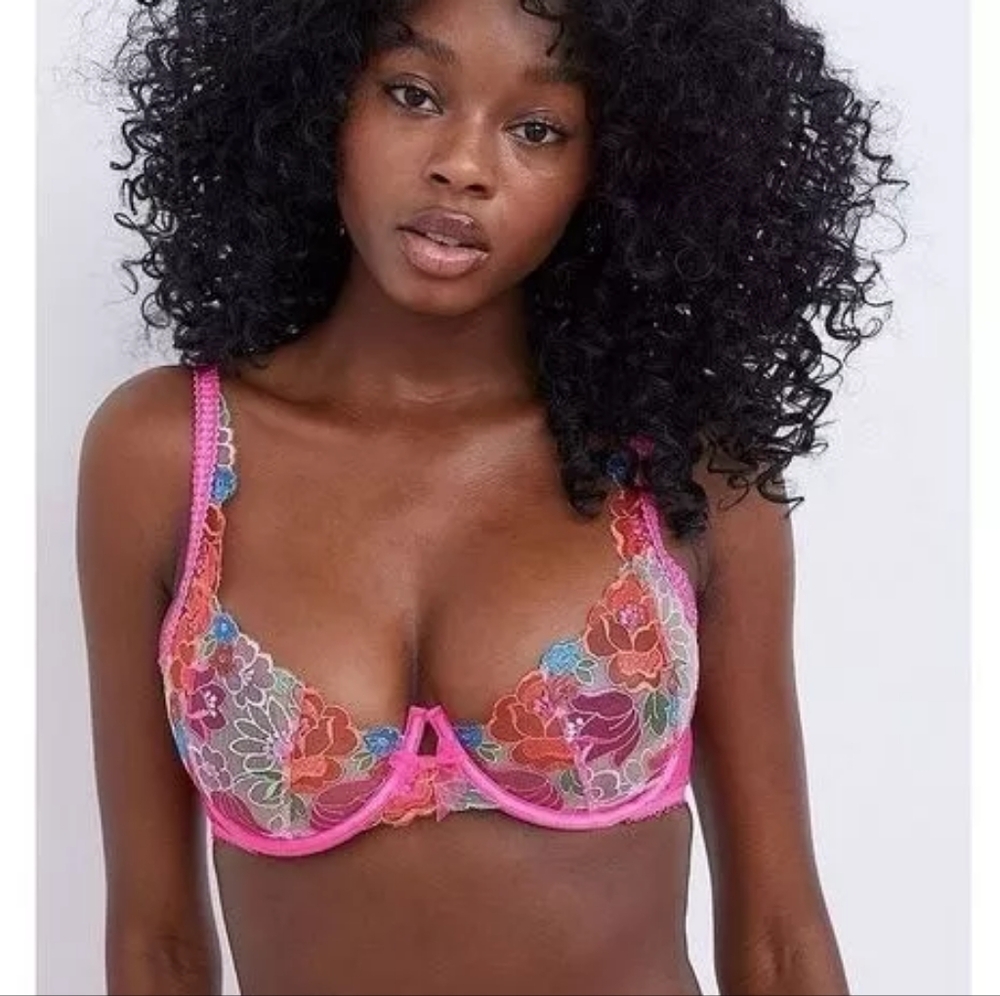 For Love & Lemons Luella Underwire Bra Women’s Small Fuchsia Pink Floral Lace